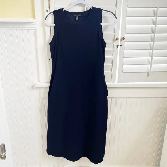 womens navy linen dress Women's Sleeveless Iris Dress in Navy Linen Stripe main image 0